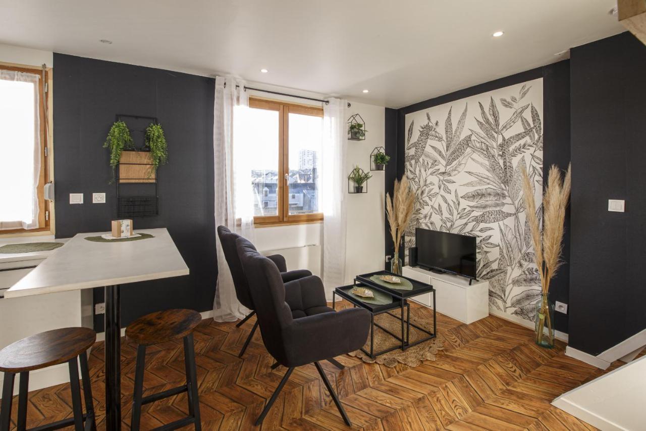 Le Patio - Duplex Verdoyant Proche Centre-Ville アンジェ エクステリア 写真