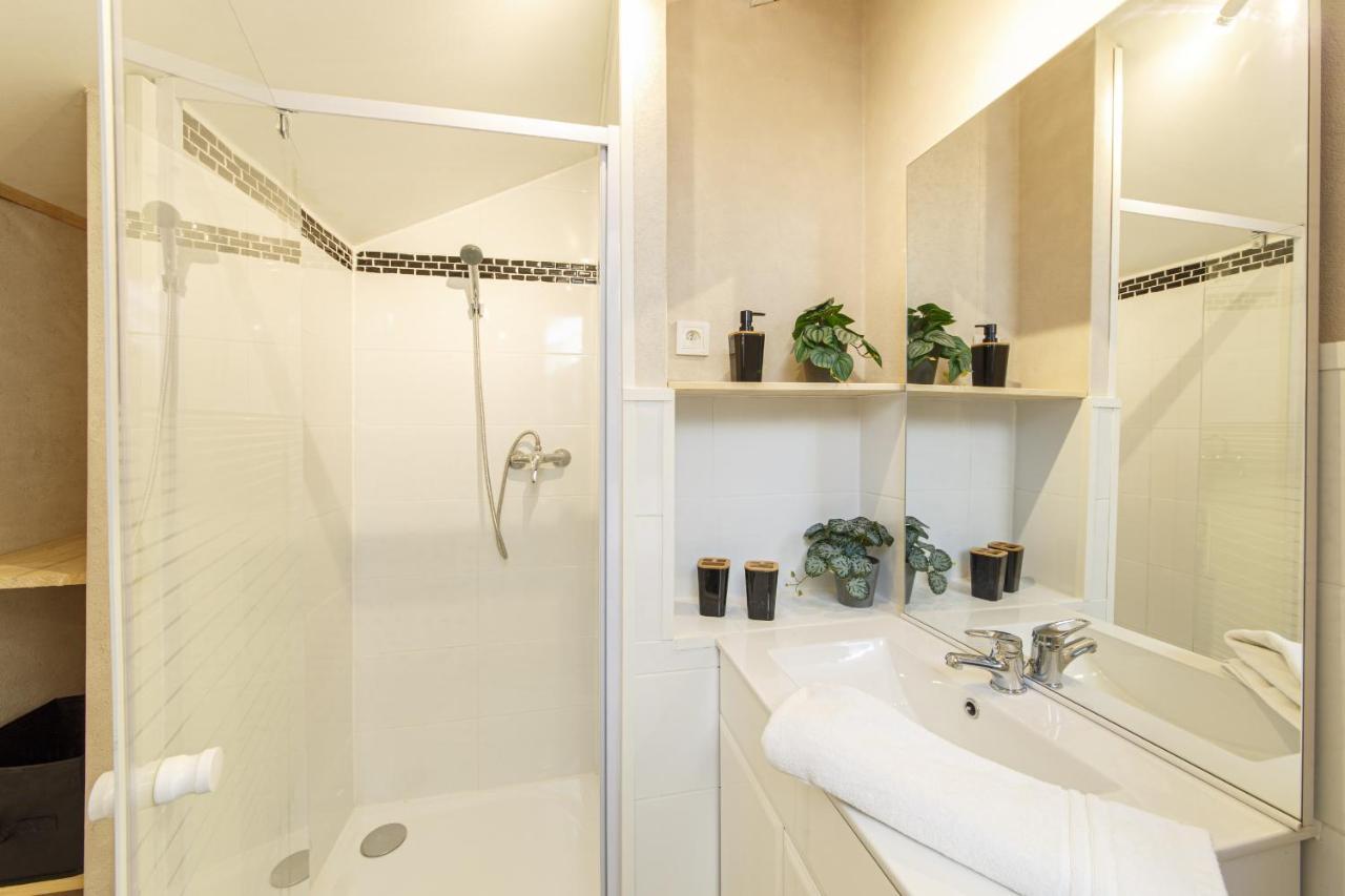 Le Patio - Duplex Verdoyant Proche Centre-Ville アンジェ エクステリア 写真